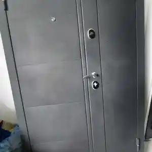 Железная дверь, Душанбе