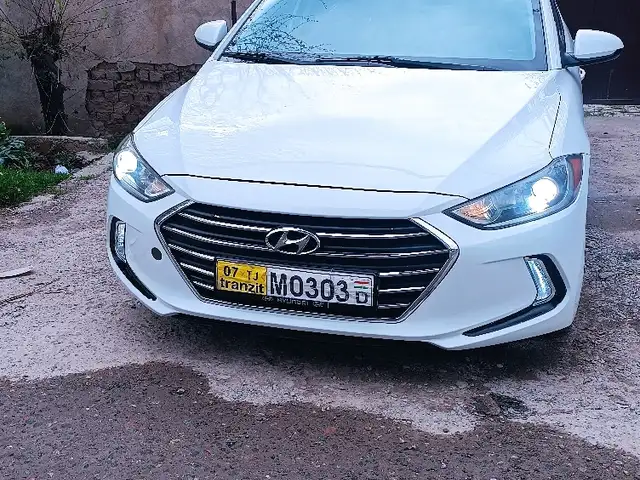 Hyundai Elantra