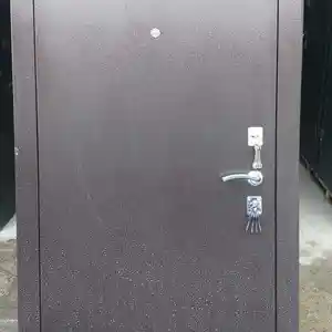 Железная дверь, Душанбе