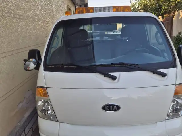 Эвакуатор Kia bongo 2010, Хуҷанд
