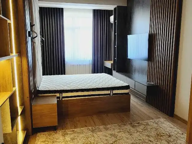 2-комн. квартира, 4 этаж, 110м², И.Сомони Ваданасос, Душанбе