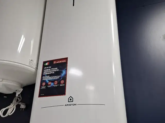 Водонагреватель Ariston 80л. Плоский., Душанбе