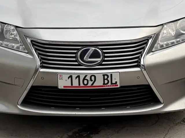 Бампер сборе и фары от lexus Es, Душанбе