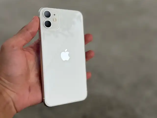 Apple iPhone 11, 64 gb, White, Хуҷанд