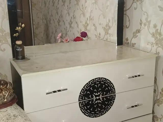 Трюмо, Душанбе