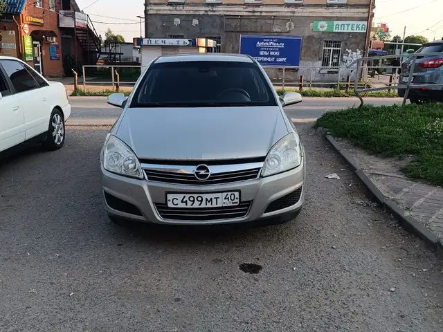 Opel Astra H
