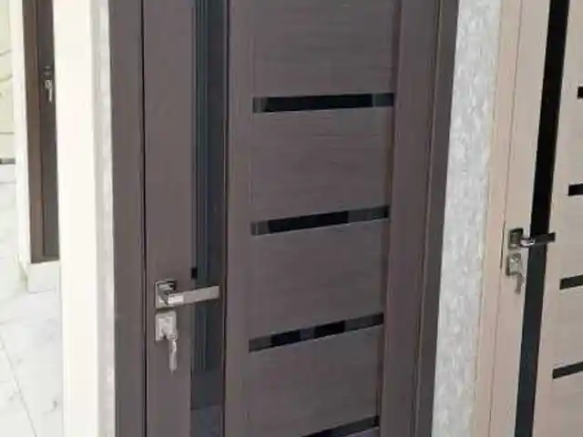 Дверь хайтек, Душанбе