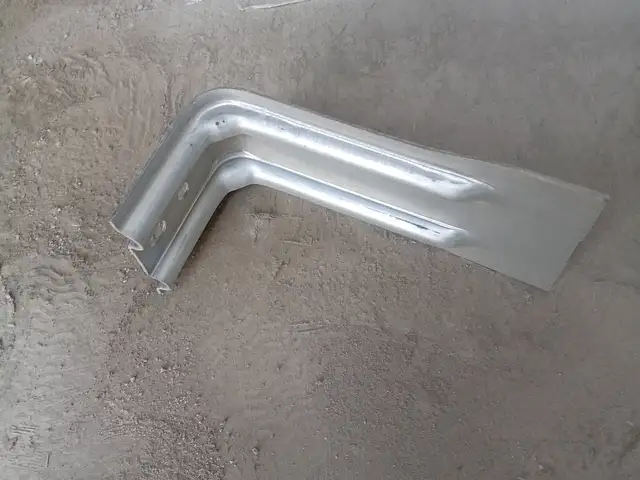 Кронштейн, Душанбе