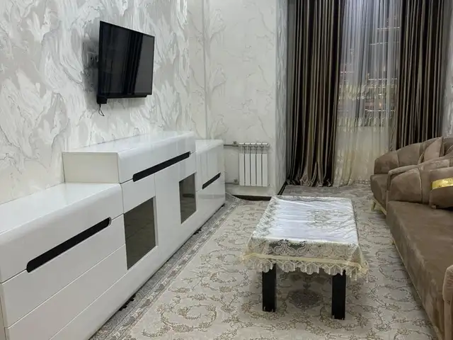 2-комн. квартира, 11 этаж, 75м², Назди парлумон, Душанбе