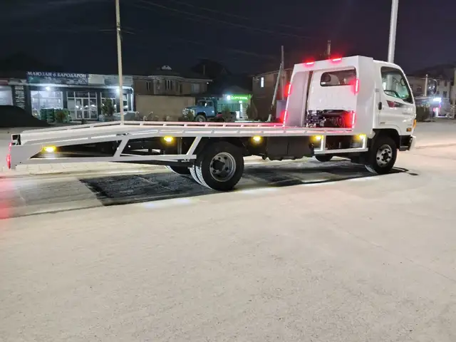 Эвакуатор Hyundai 2014, Душанбе
