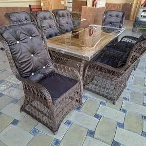 Стол и стулья, Душанбе