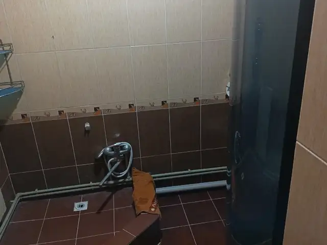 Комната в 2-комн. квартире, 5 этаж, Зарнисор, Душанбе