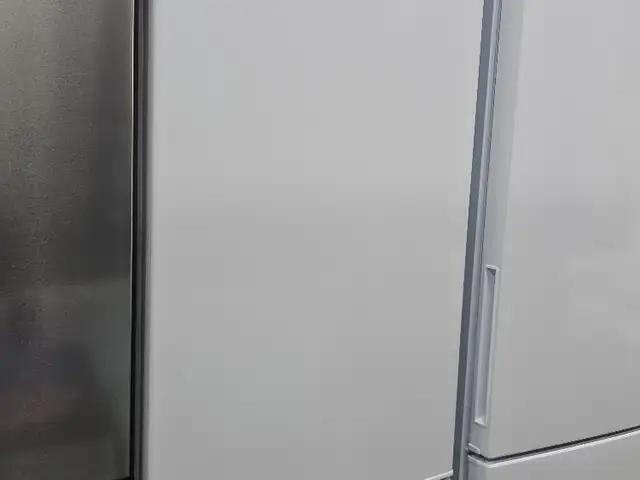 Холодильник Blesk 400W, Худжанд