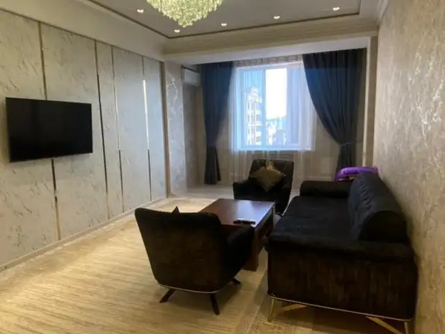 2-комн. квартира, 2 этаж, 100 м², Опера балет, Душанбе