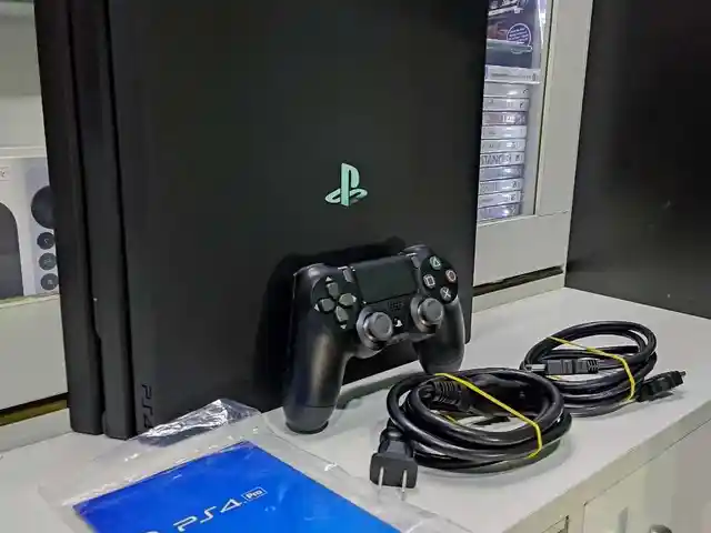 Игровая приставка Sony PlayStation 4 Pro 1Tb 4K ultra HD, Душанбе - 5
