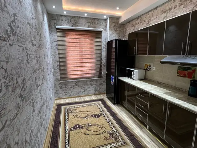 3-комн. квартира, 2 этаж, 84 м², Ч. Руми, супермаркет Ёвар (ТЭЦ), Бохтар (Курғон-Теппа)