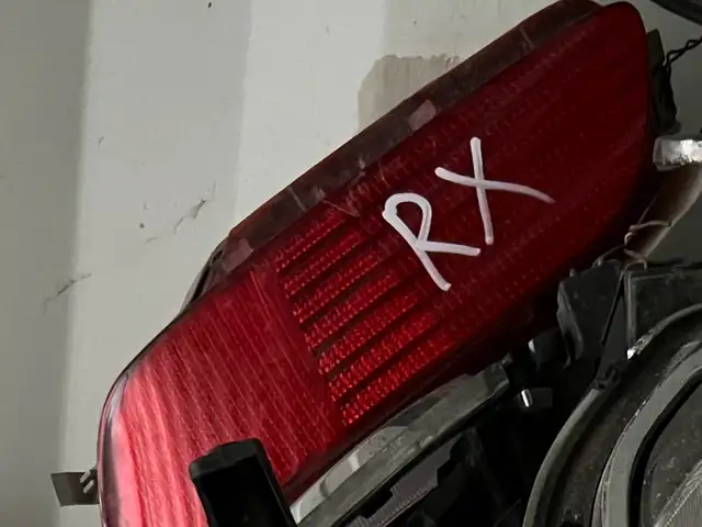 Катафот от Lexus RX 2008, Худжанд