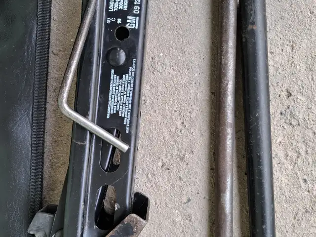 Домкрат, Душанбе