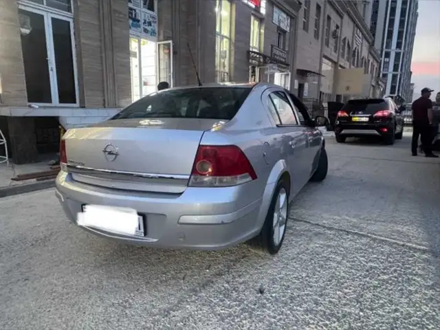 Opel Astra H