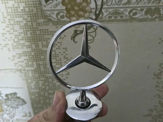 Знак Mercedes-w124, Душанбе