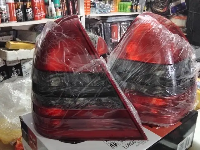 Задние фары mercedes-benz новый, Хуҷанд