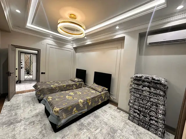 3-комн. квартира, 3 этаж, 90 м², 19мкр, Хуҷанд - 5