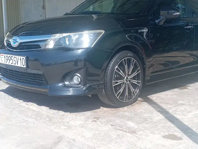 Toyota Fielder