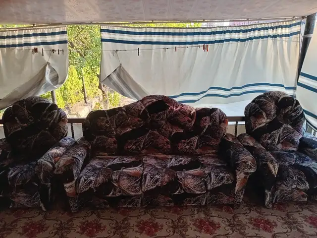 Кресло диван, Хуҷанд