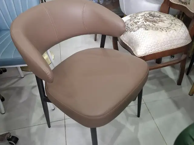 Стул, Душанбе