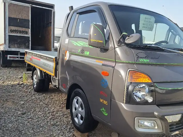 Бортовой автомобиль Hyundai Porter 2, 2015, Душанбе