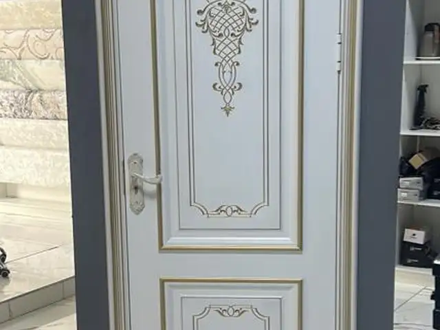 Дверь, Душанбе