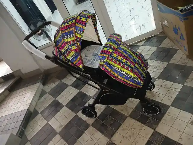 Прогулочная коляска, Душанбе