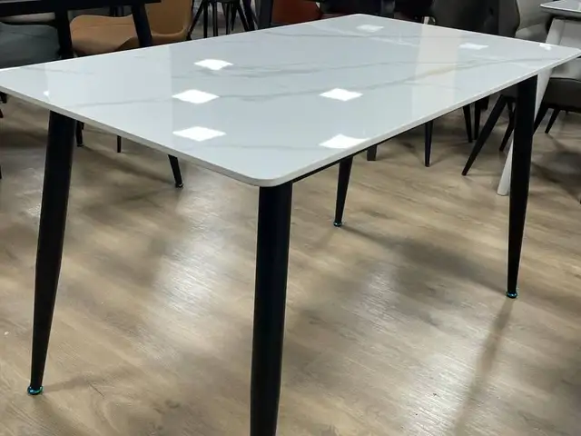 Стол для гостиной, Худжанд