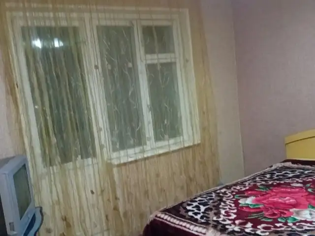 2-комн. квартира, 5 этаж, 80м², Шелкокомбинат, Худжанд