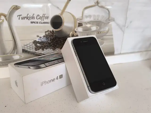 Apple iPhone 4s, 16 gb, Хуҷанд