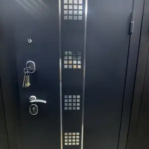 Входная дверь, Душанбе