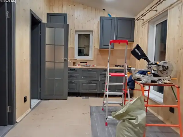 Устои мебель, Рӯдакӣ