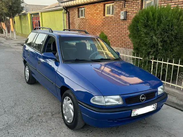 Opel Astra F