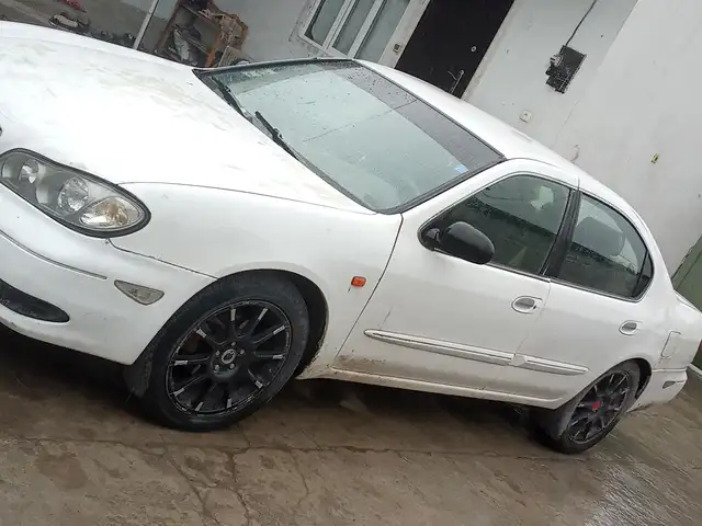 Nissan Maxima
