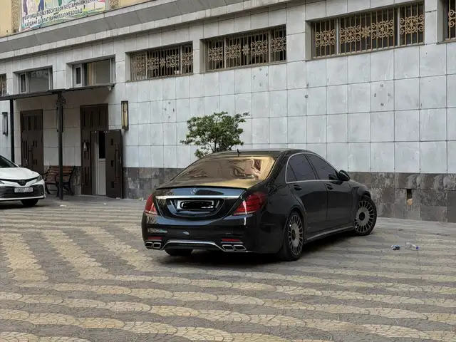 Mercedes-Benz S class