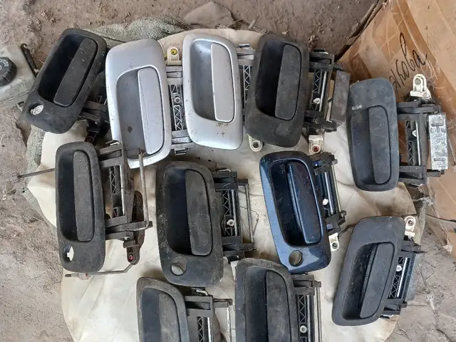 Ручка двери от Opel Astra, Душанбе