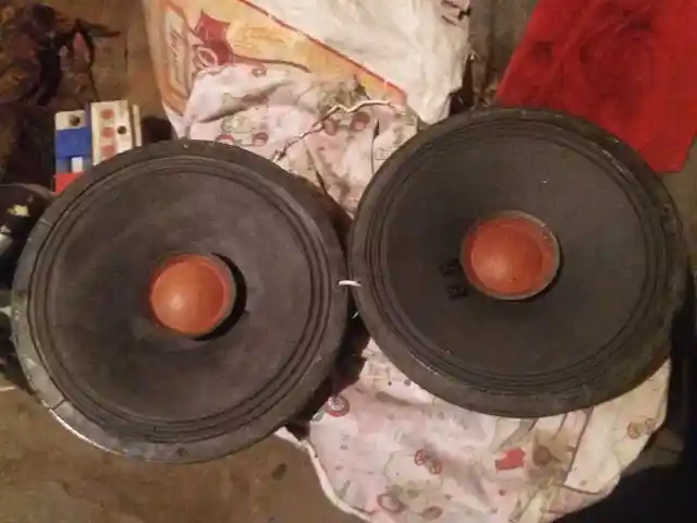 Динамики 15 ватт, Хуҷанд