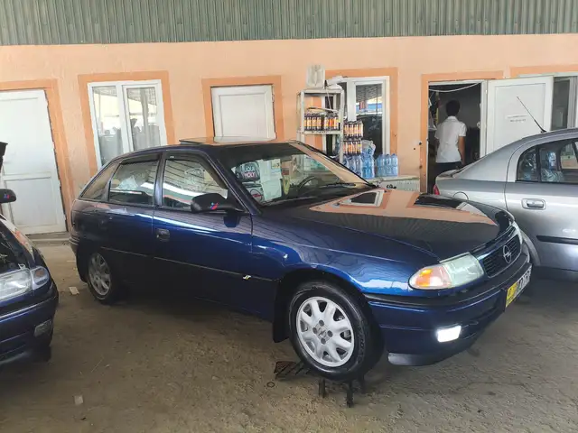 Opel Astra F