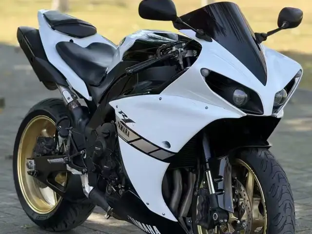 Мотоцикл Yamaha R1 2014, Душанбе
