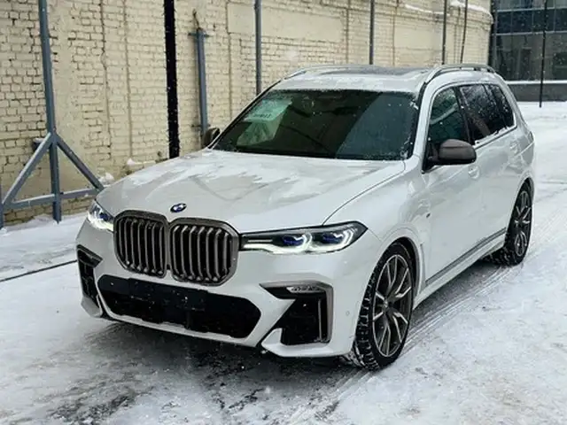 BMW X7