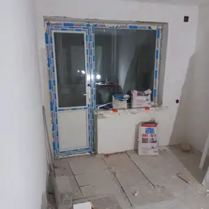 Дверь, Худжанд