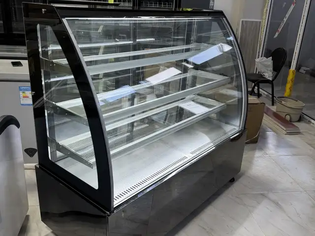 Кондитерский Витринный Холодильник 1.5м, Душанбе