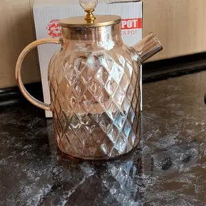 Стеклянный чайник, Худжанд