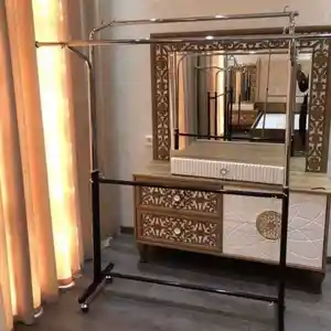 Гардеробная Вешалка, Душанбе