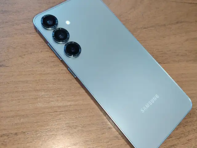 Samsung Galaxy S25 Plus 12/256Gb, Худжанд
